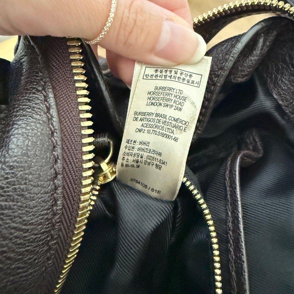 Burberry Brown Buffalo Leather Shoulder Bag with Ruffled Detailing - Picture 7 of 10